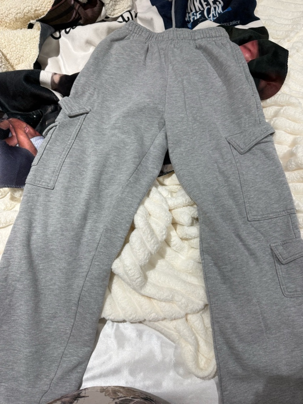 GREY CARGO GARAGE SWEATPANTS